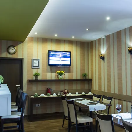 Hotel 21 3*