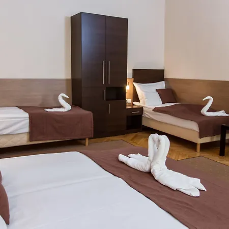 21 Hotel