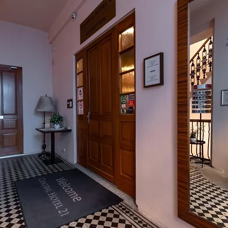 21 Hotel 3*