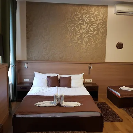 21 And Hotel 3*