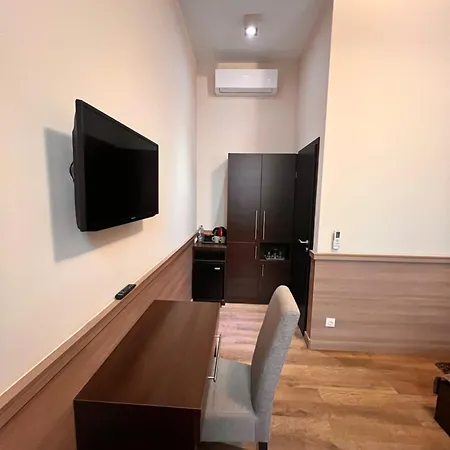 21 And Hotel