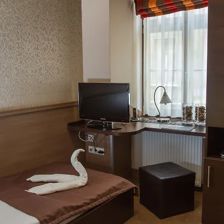 21 Hotell 3*