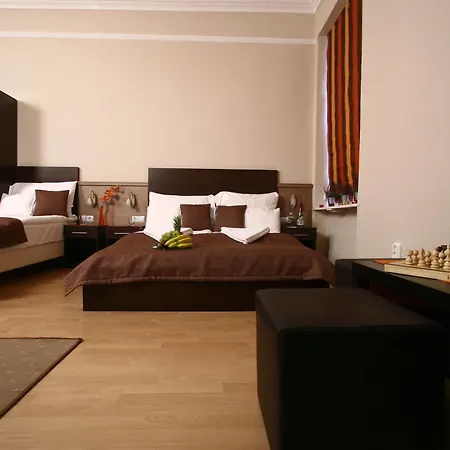 21 And Hotel 3*